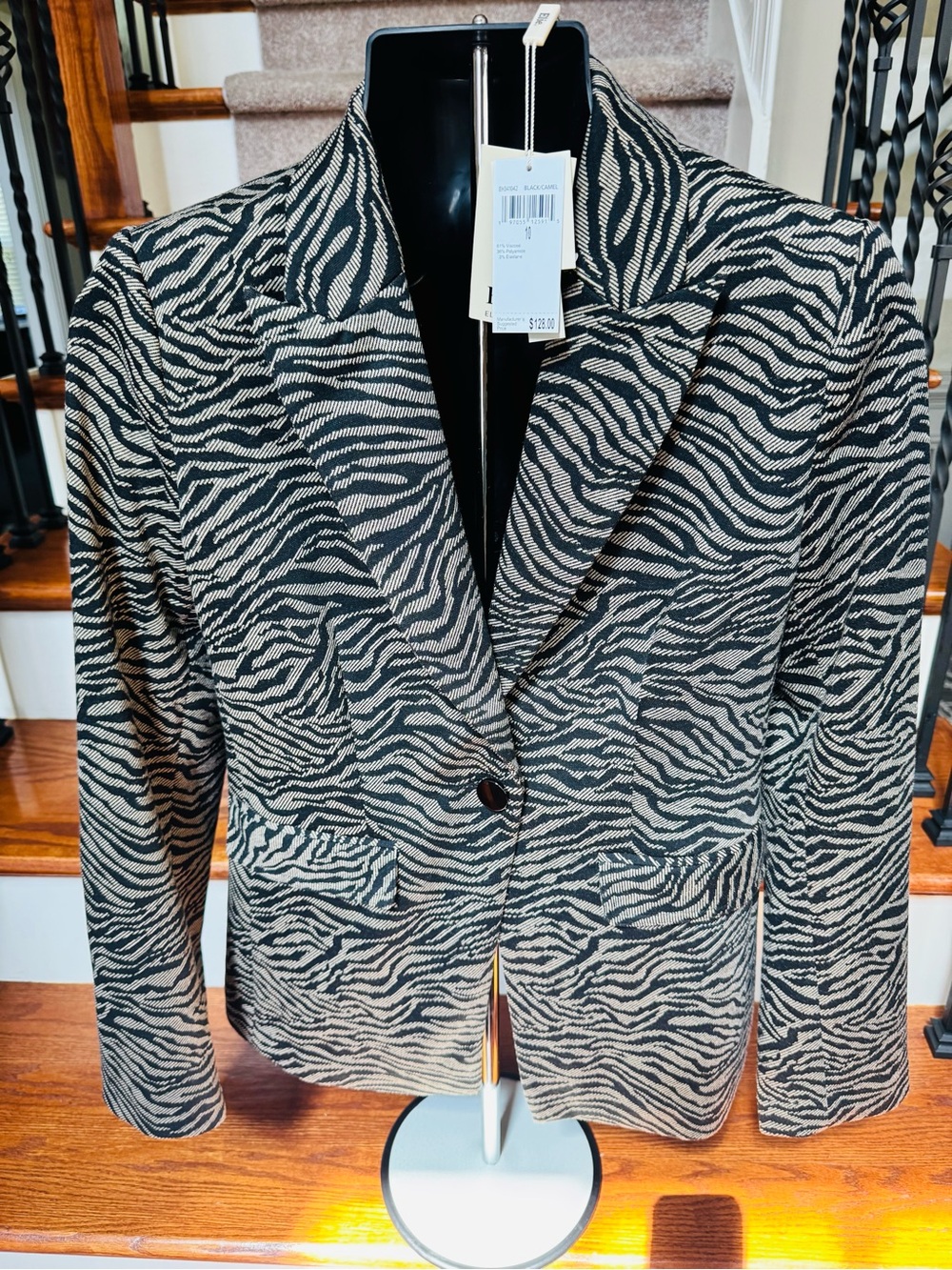 NWT Elie Tahari Zebra Print Blazer Size 10 Black Camel Stretch